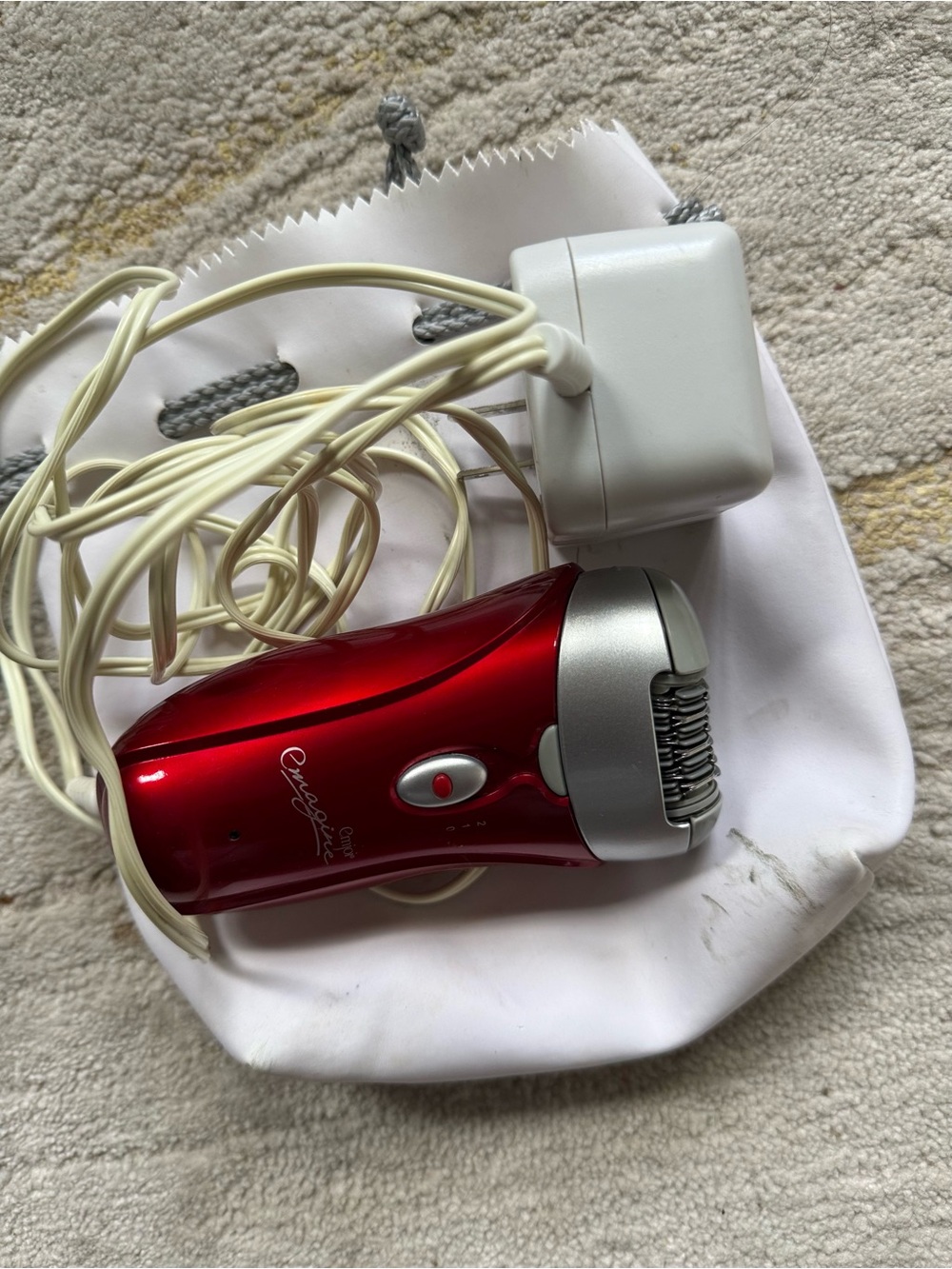 Emjoi Emagine AP-18 72-Tweezer Epilator Red Corded Hair Removal Device